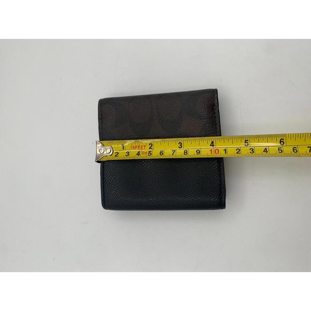 Coach Wallet - Picture 4 of 15